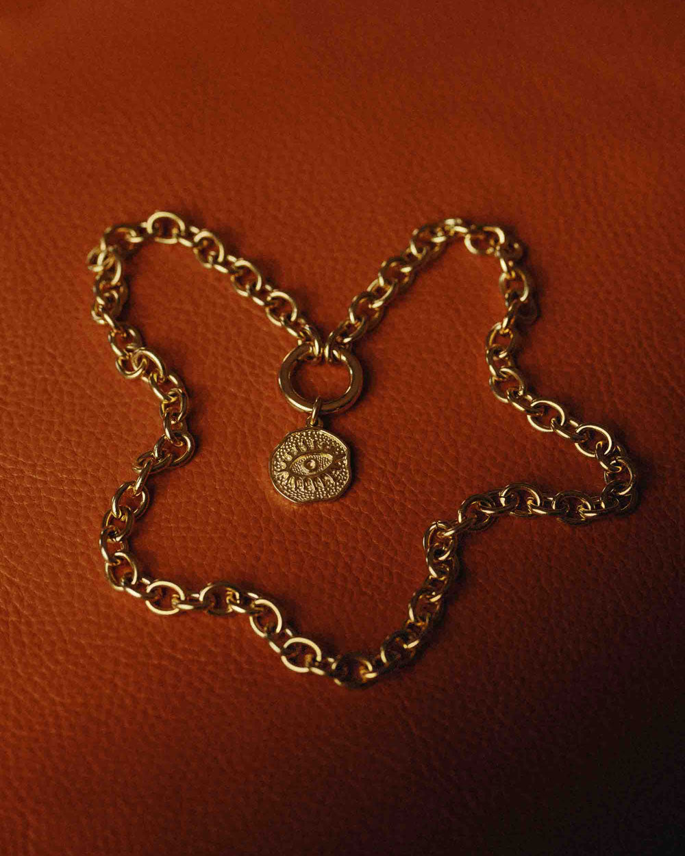 Eye of Providence - Collar de Cadena de Acero Inoxidable Dorado - joyeria unisexo online - Dicci