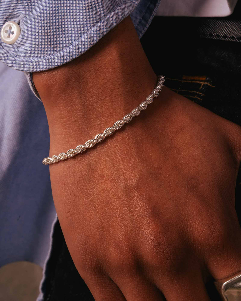 Rope chain men wearing