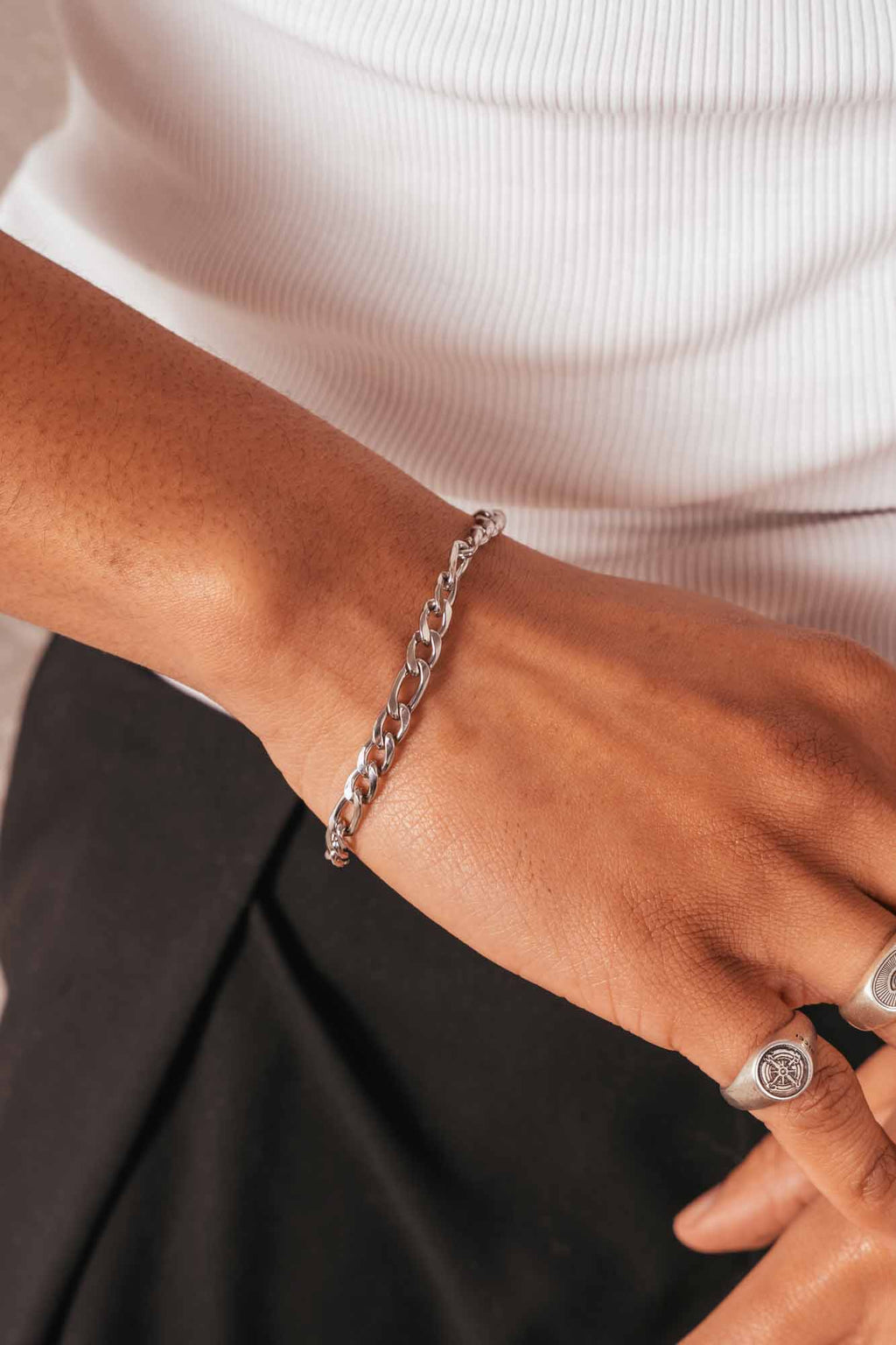 Silver Figaro Bracelet 3x1 4mm detail