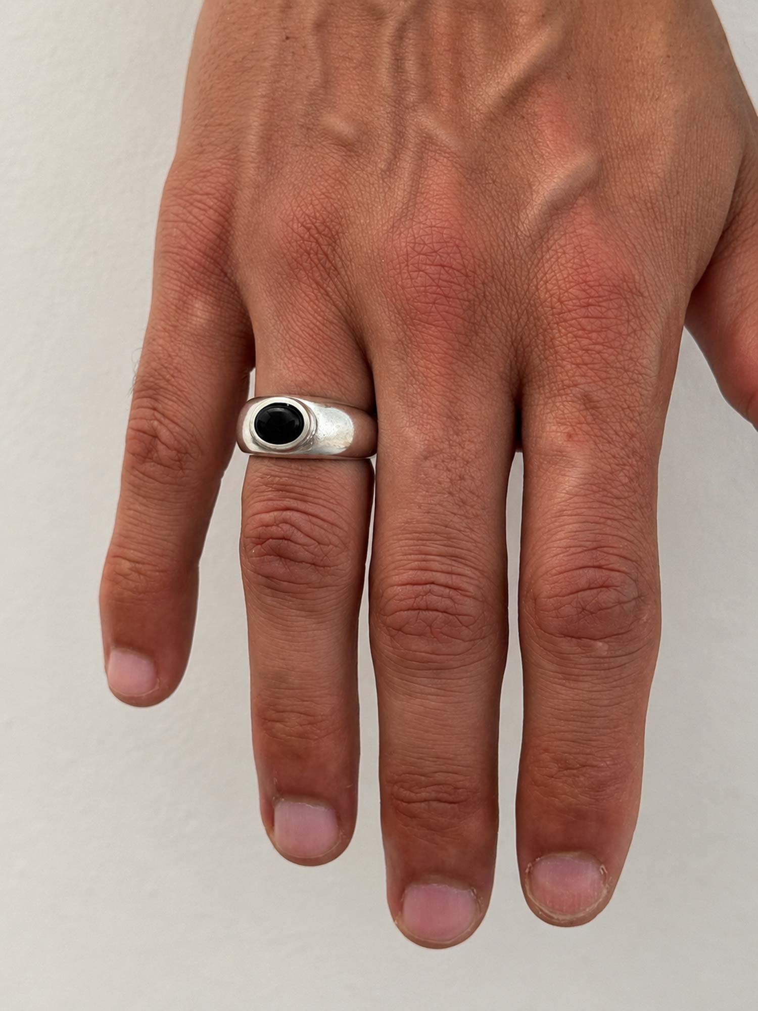 dicci-black onyx-stone-ring