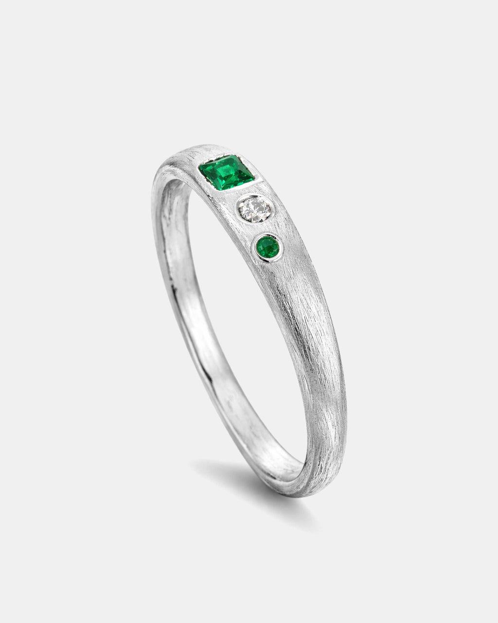emerald ring silver 925