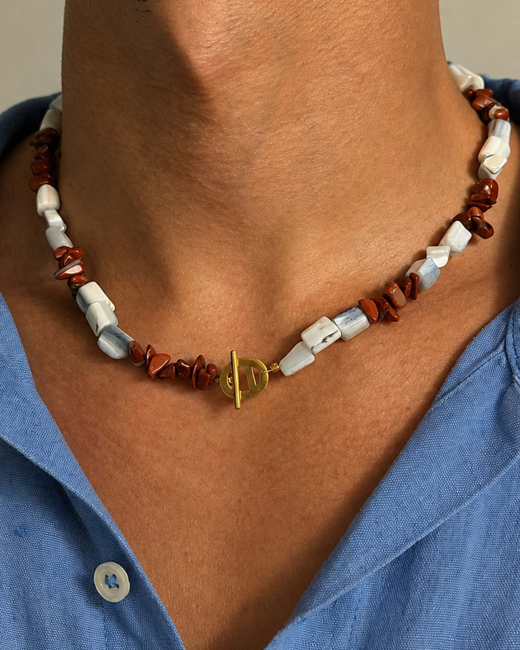 Golden - Man wearing maiorca necklace