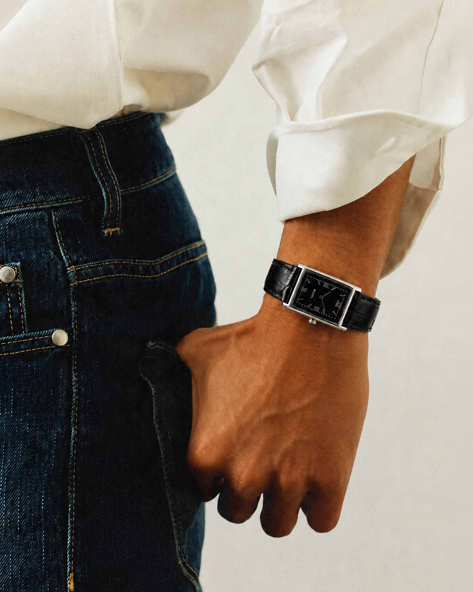 men-wearing-dicci-watch