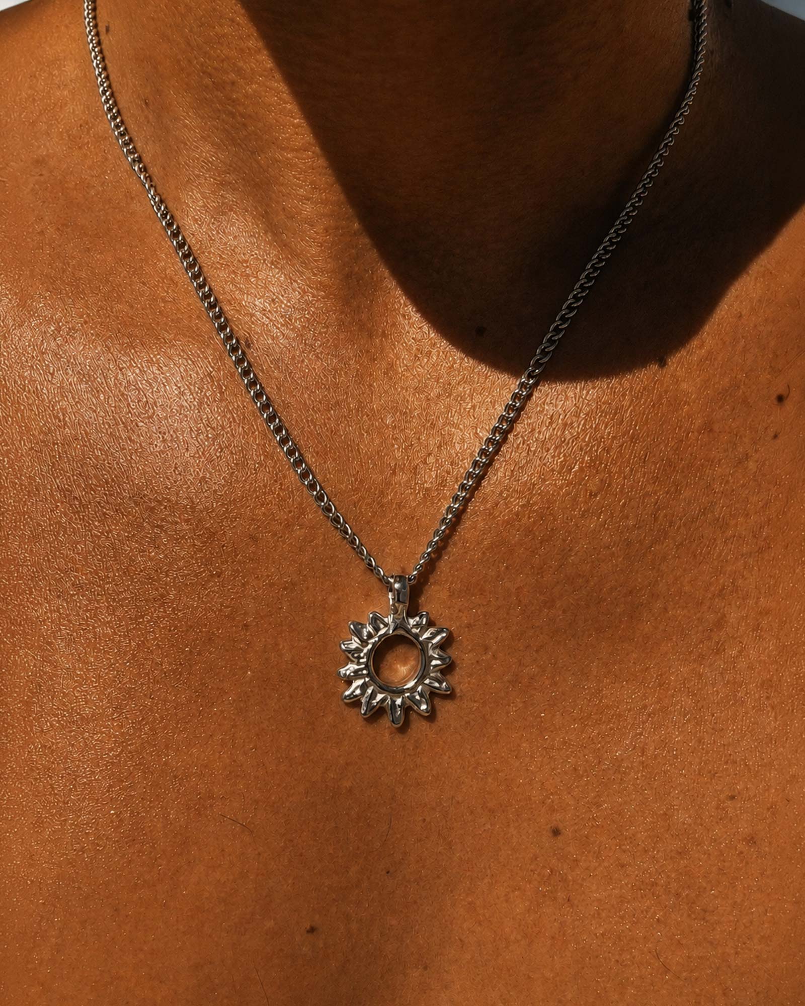 Collar Sunburst de Rodio