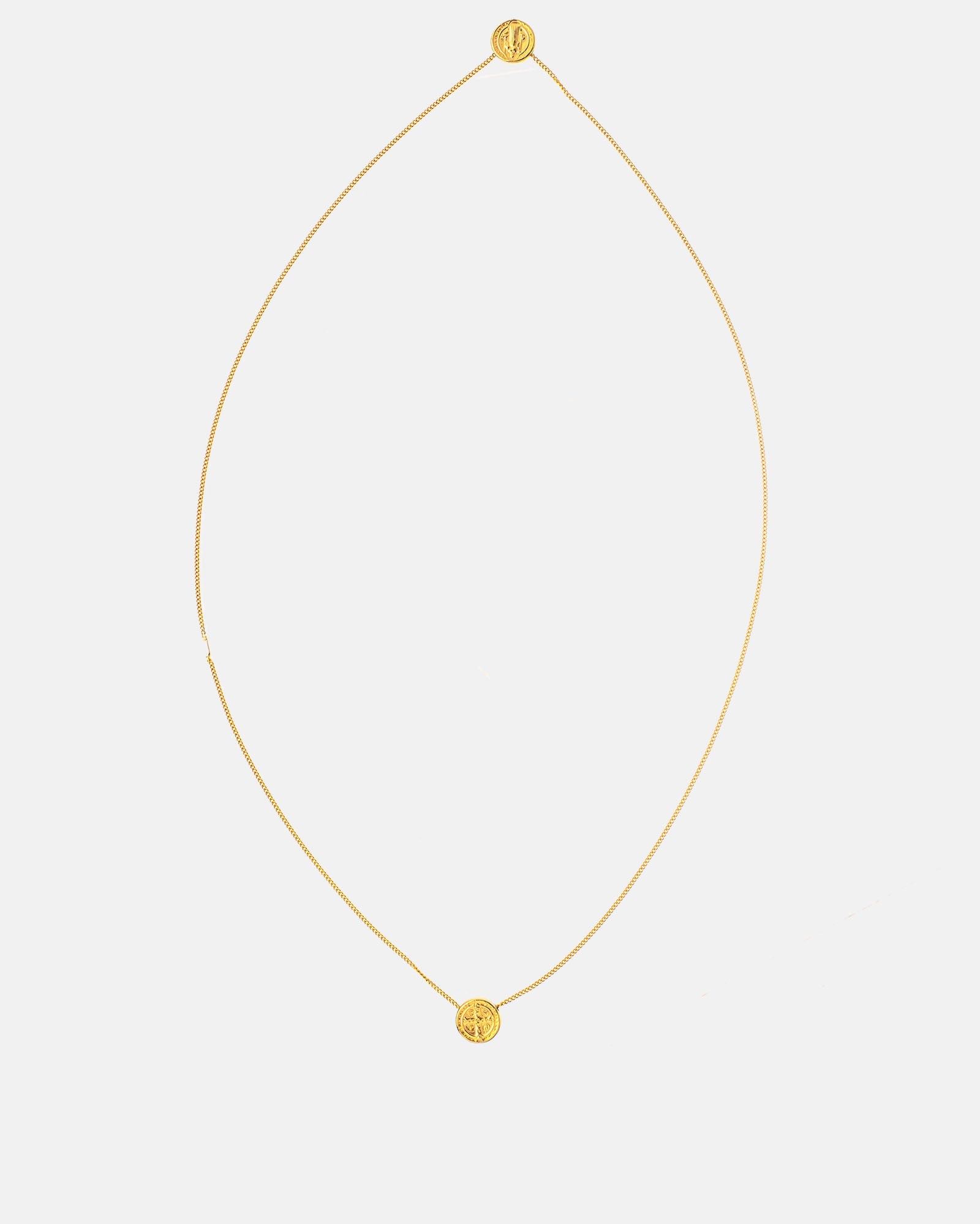 Gold-plated scapular round detail