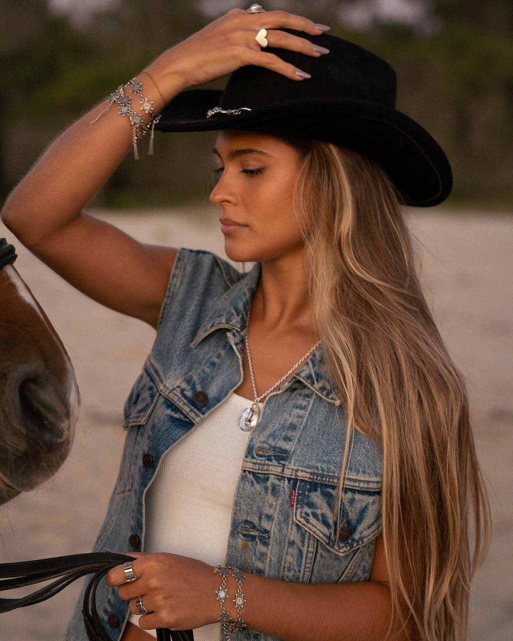 rodeo necklace woman