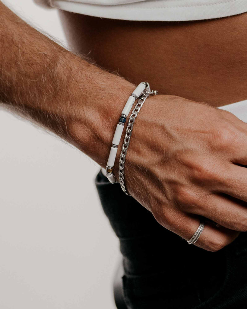 Minsk - Silver Stainless Steel Bracelet 1*1 on the models wrist - Online Unissex Jewelry - Dicci