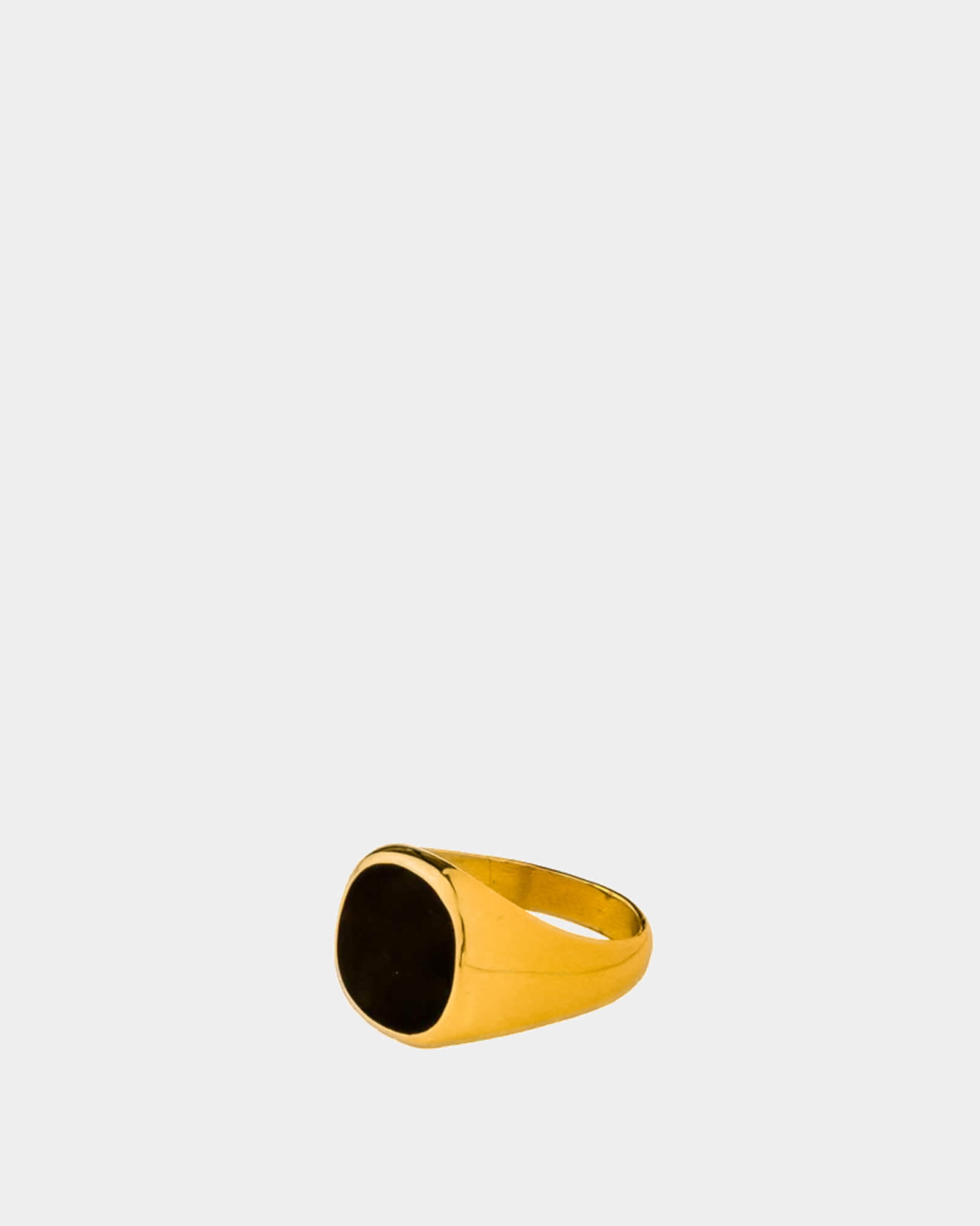 Golden Stainless Steel Ring With Black Stone - Stainless Steel Rings - Online Unissex Jewelry - Dicci