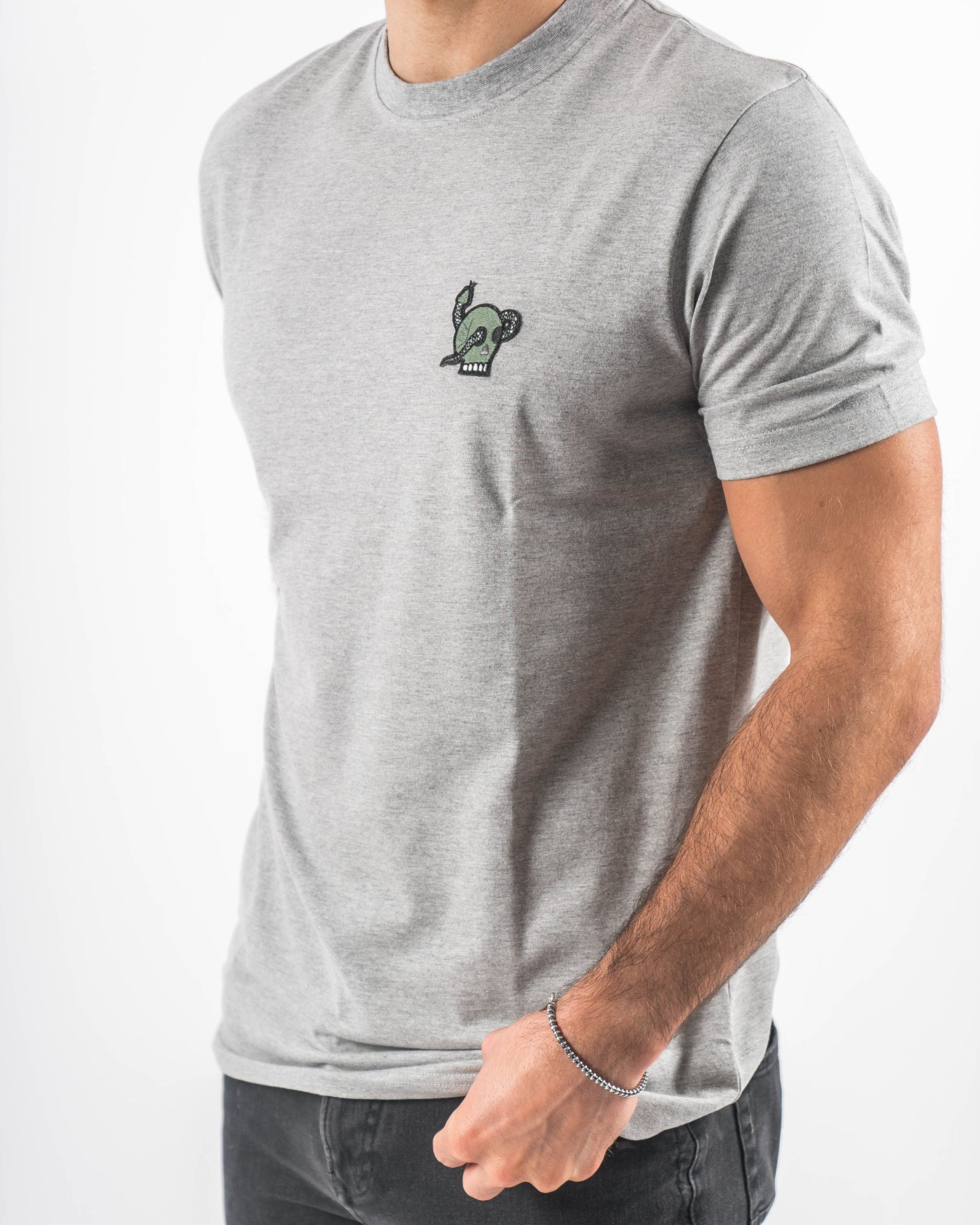 Grey t-shirt with skull embroided made in Portugal