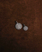 Colgante de acero San Benito II - Colgante de San Benito - Joyas unisex en línea - Dicci