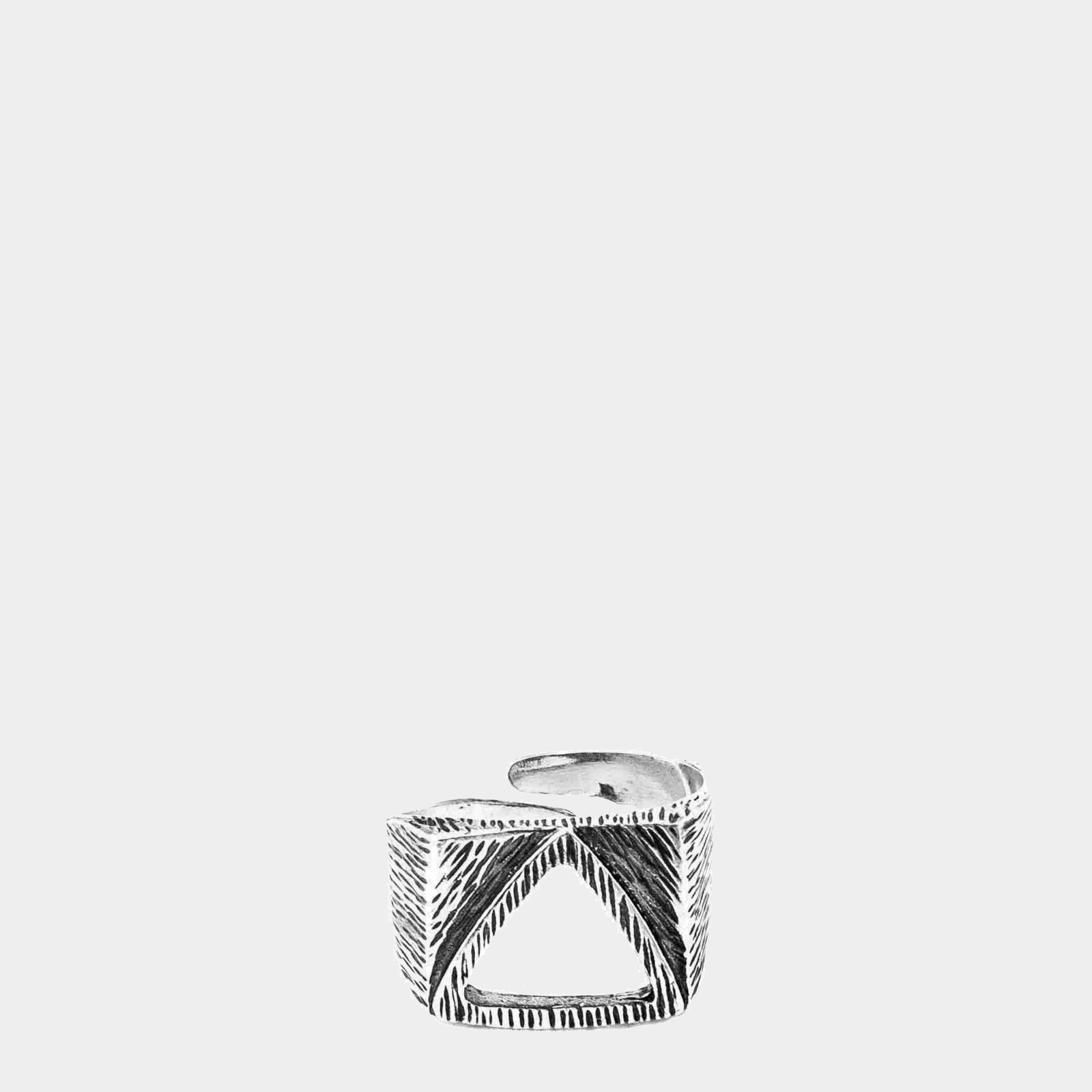 Triangle - Sterling Silver Ring - Online Unisex Jewelry - Dicci