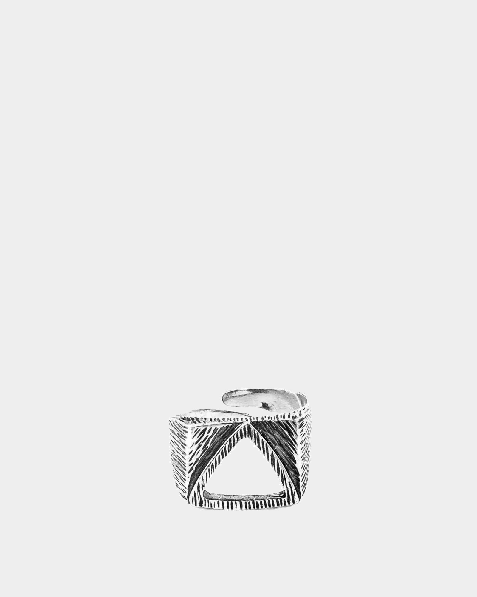 Triangle - Sterling Silver Ring - Online Unisex Jewelry - Dicci
